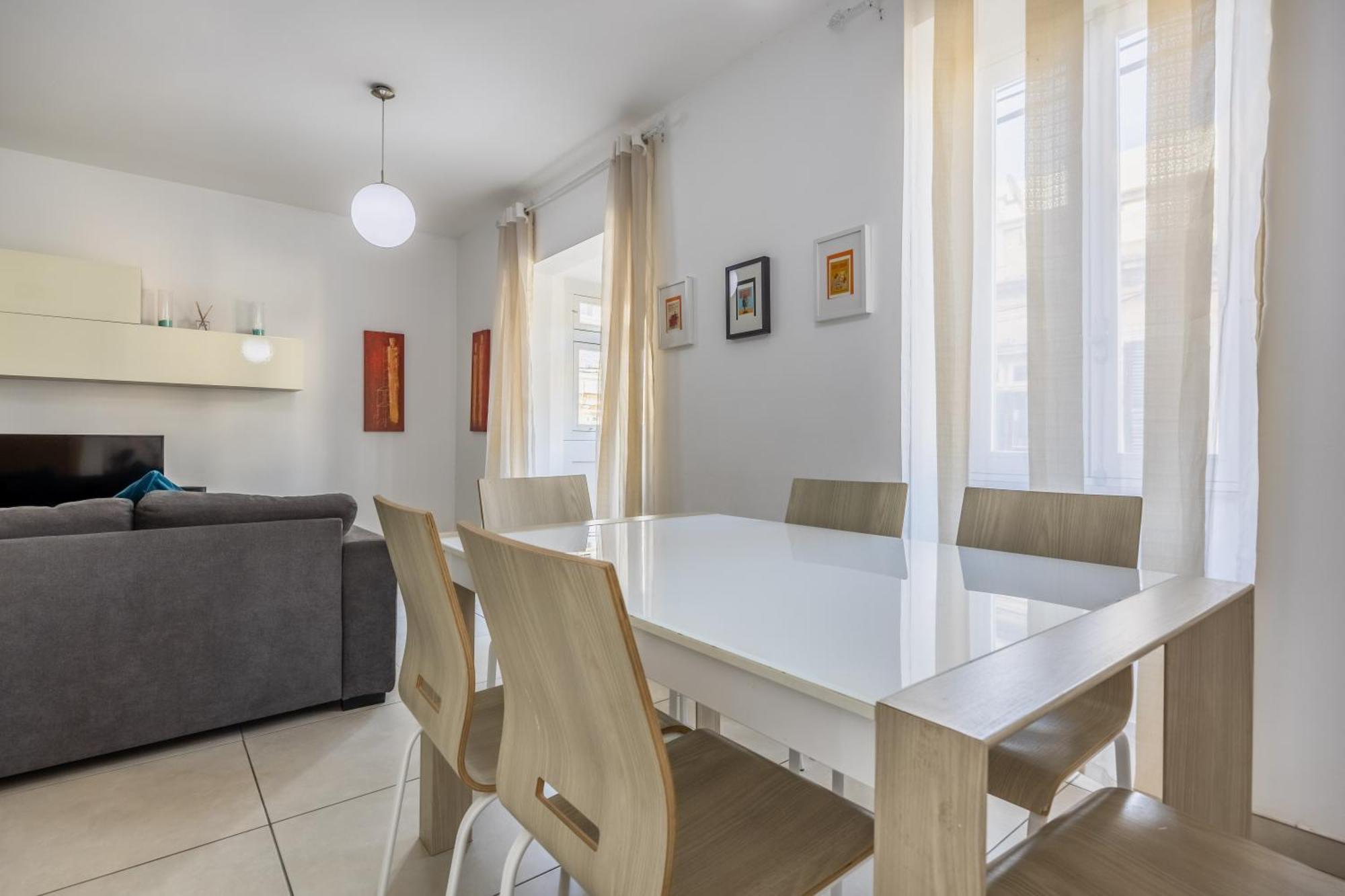 Superb 3Br Apt Close To Seafront Gzira Cameră foto